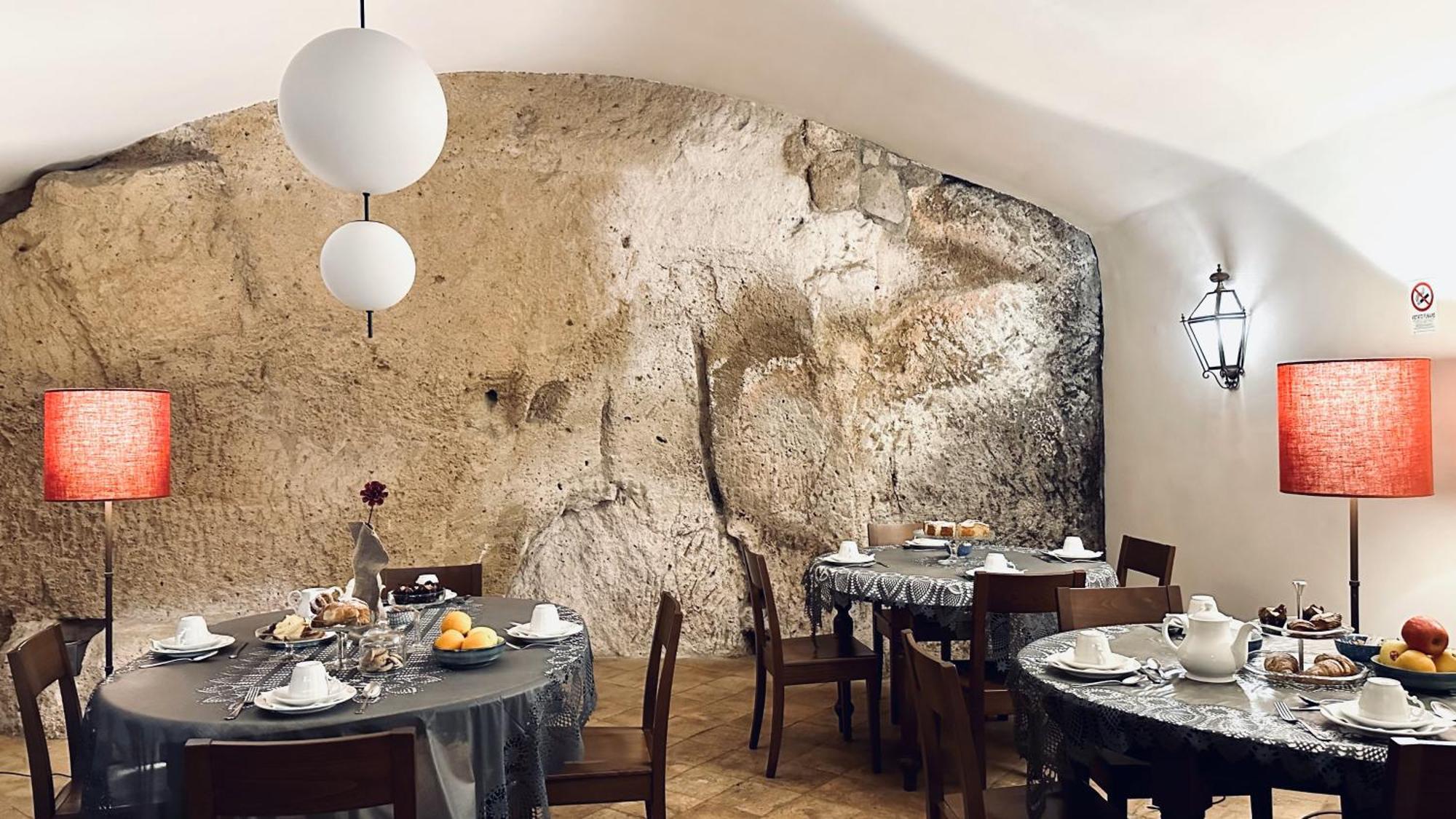 Palazzo Piccolomini Hotel