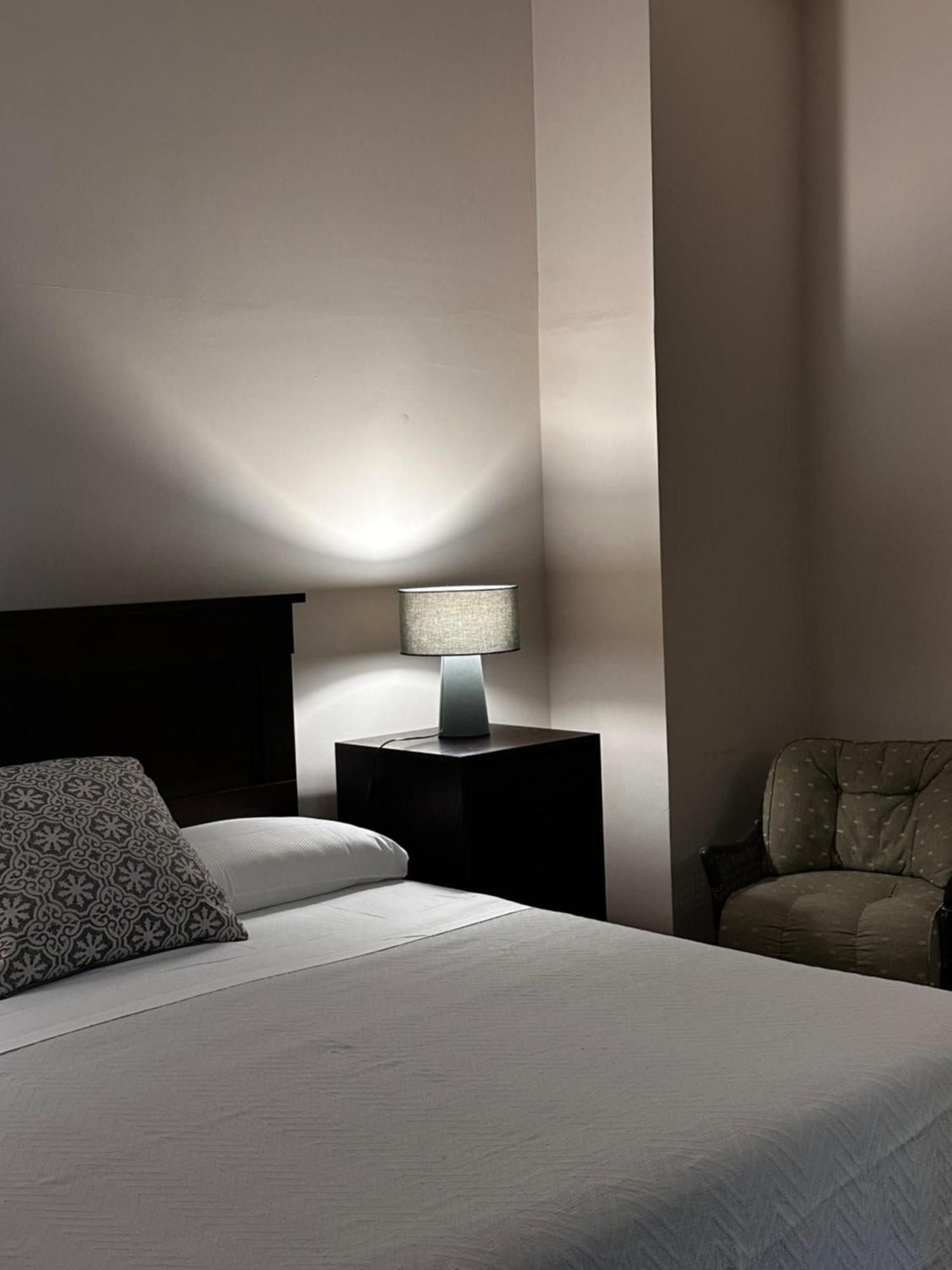 Palazzo Piccolomini 4*